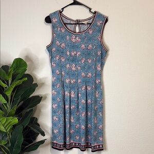 Max Studio Blue and red Floral pleated  sleeveless Dress